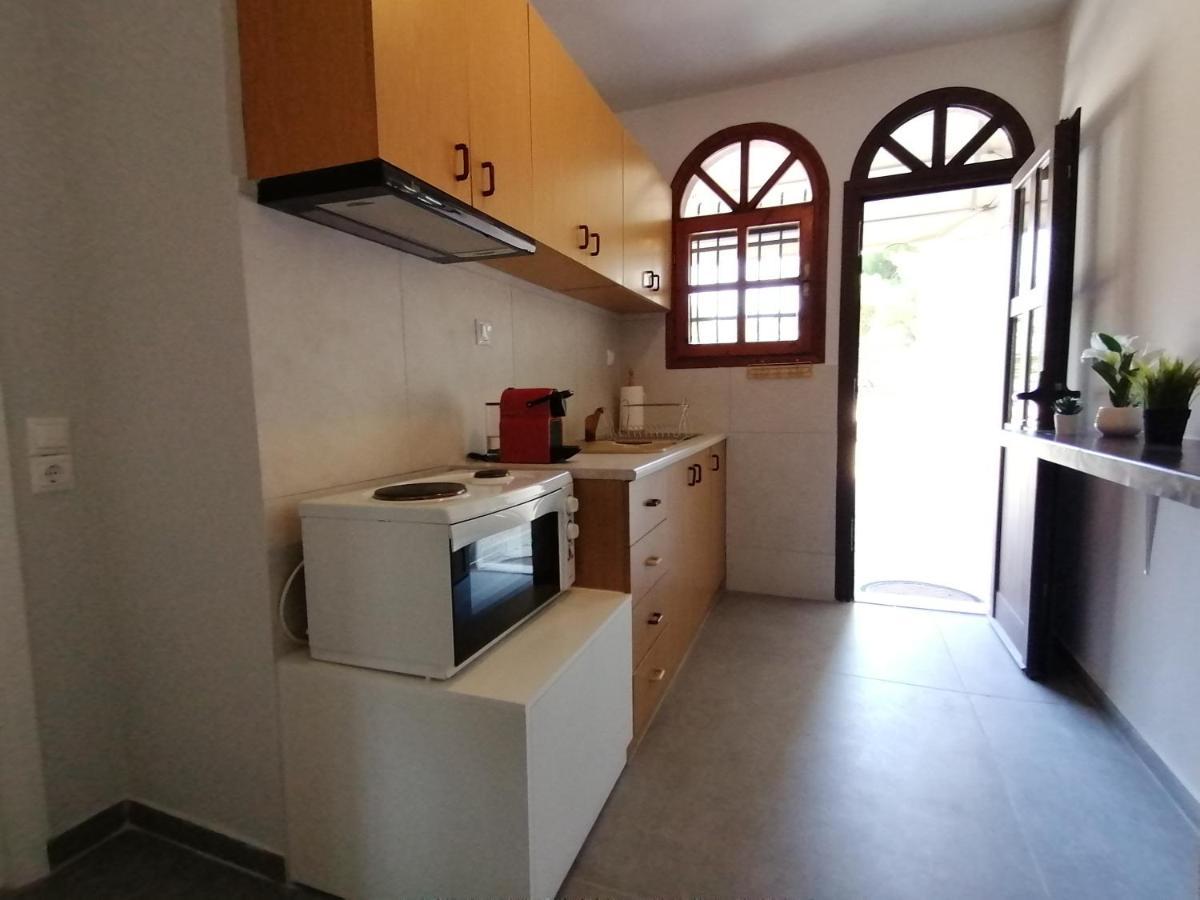 Casadelvilla Private Apartment Portocheli-Kosta Porto Heli Bagian luar foto