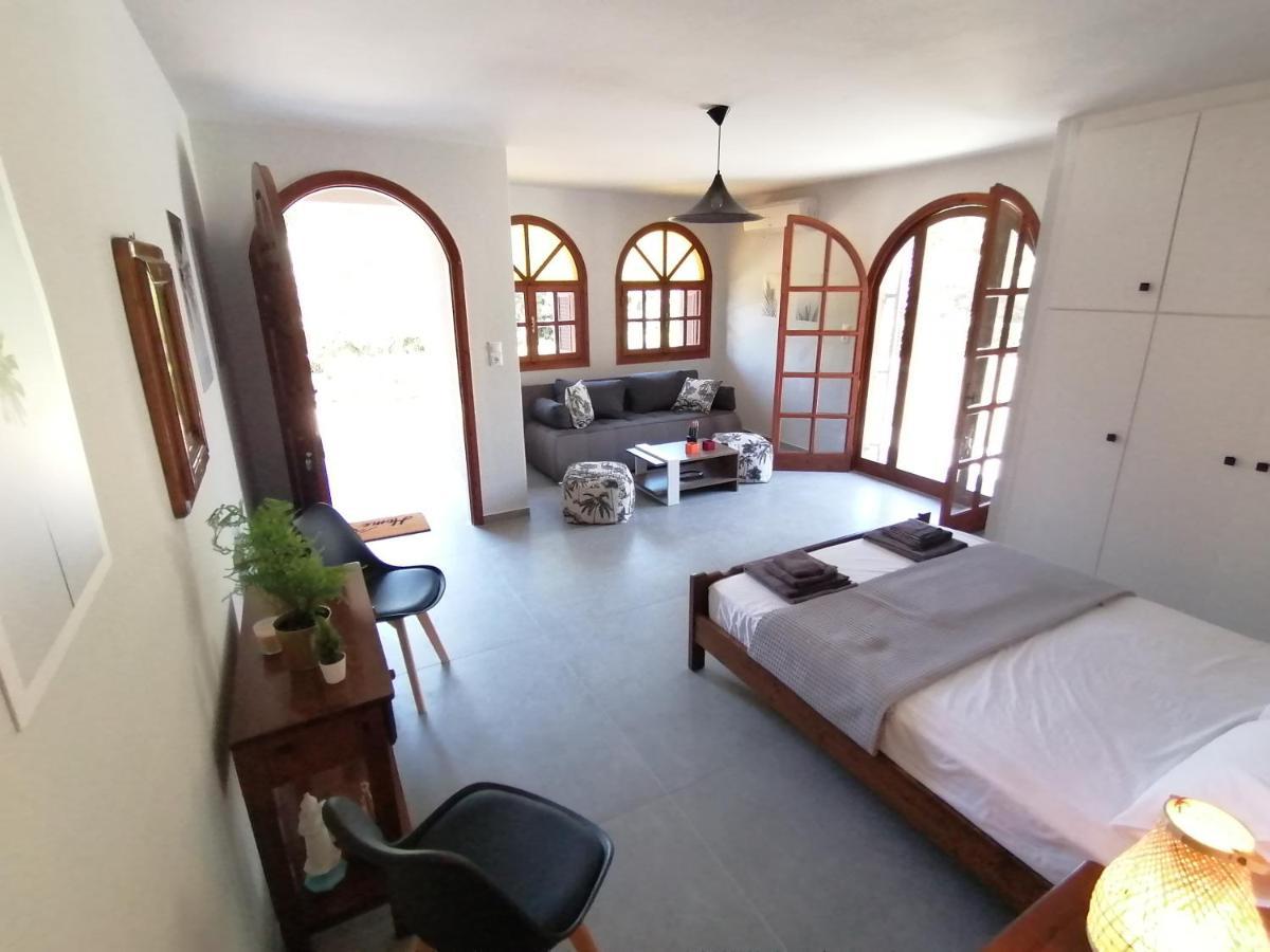 Casadelvilla Private Apartment Portocheli-Kosta Porto Heli Bagian luar foto